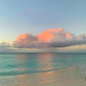 偷看女同学小嫩嫩奶头
